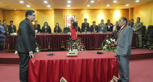 Winder Pastor Canahuire Vera juró ayer como nuevo presidente del Consejo Regional del Cusco.