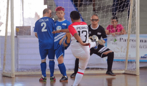 Selección Peruana de Futsal de Síndrome de Down debutó en el Mundial de Brasil Selección Peruana de Futsal de Síndrome de Down debutó en el Mundial de Brasil