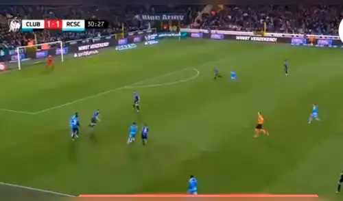 Cristian Benavente, a puro físico y talento, superó a tres rivales y dio pase gol [VIDEO]