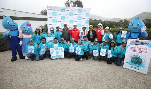 Jóvenes apoyan campaña del cuidado del agua y demuestran su vocación de servicio al país.