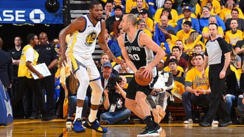 Warriors derrotó a San Antonio Spurs por el tercer juego de los Playoffs NBA Warriors derrotó a San Antonio Spurs por el tercer juego de los Playoffs NBA