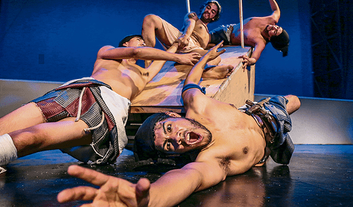 Fuerza. Los alumnos actores exploran el lenguaje corporal. Fuerza. Los alumnos actores exploran el lenguaje corporal.