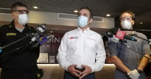Gastón Rodríguez asegura que la PNP va a garantizar la salud de los cadetes de la PNP contagiados. Foto: Mininter. Gastón Rodríguez asegura que la PNP va a garantizar la salud de los cadetes de la PNP contagiados. Foto: Mininter.