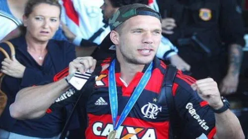 Lukas Podolski se declara hincha de Flamengo y verá la final de la Copa Libertadores 2019 Lukas Podolski se declara hincha de Flamengo y verá la final de la Copa Libertadores 2019