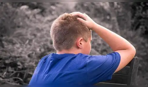 Alemania: le dicen a niño que su madre murió por COVID-19, pero en realidad estaba viva