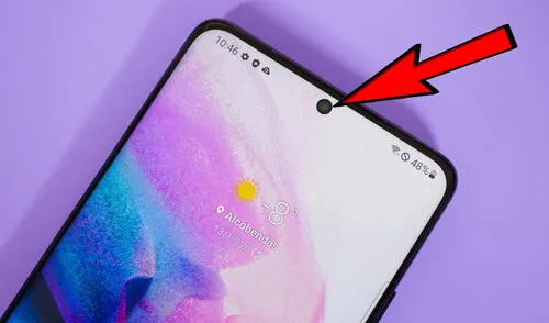 ¿Cómo ocultar el agujero que muchos teléfonos tienen en la parte superior de su pantalla?