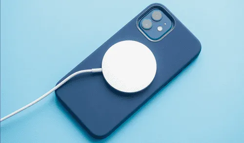 iPhone 12 mini se cargará más lento con MagSafe que otros modelos de la serie