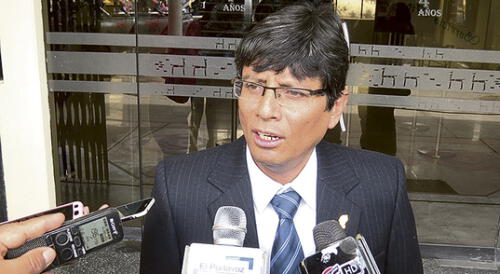 Gerente Álvaro Flores Boza