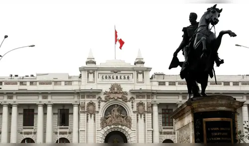 Trabajadores del Congreso piden que se elimine concurso público