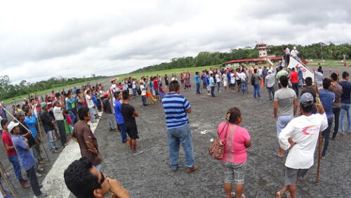 Ejecutivo e indígenas siguen reuniéndose en Iquitos antes de ir a Andoas