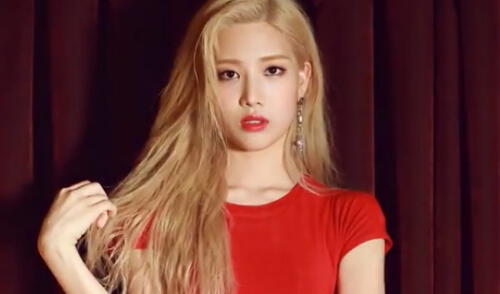 Kim Lip, LOONA