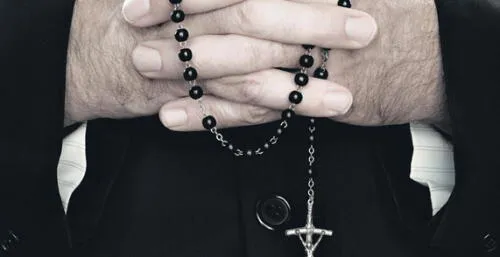 Víctimas de curas pederastas exigen justicia en catedral de Buenos Aires Víctimas de curas pederastas exigen justicia en catedral de Buenos Aires