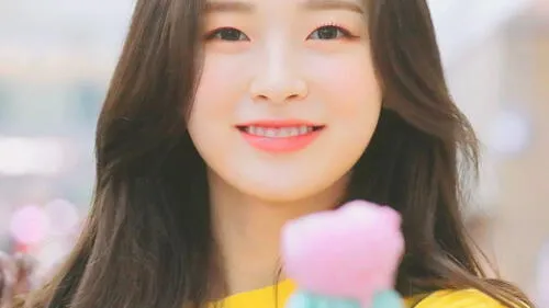 Arin, Oh My Girl, Esquire