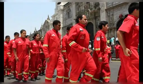 Sindicato de Trabajadores Civiles de Bomberos acatará paro nacional durante dos días Sindicato de Trabajadores Civiles de Bomberos acatará paro nacional durante dos días