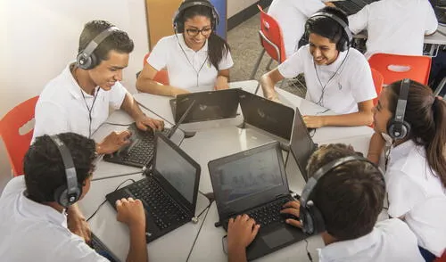 Evento contó con 15,700 asistentes de colegios privados y públicos. Foto: difusión