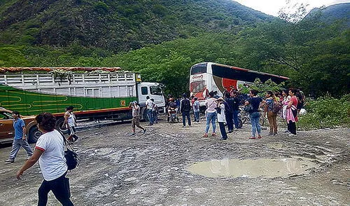 Huaicos y deslizamientos incomunican al nororiente con la costa norte del país