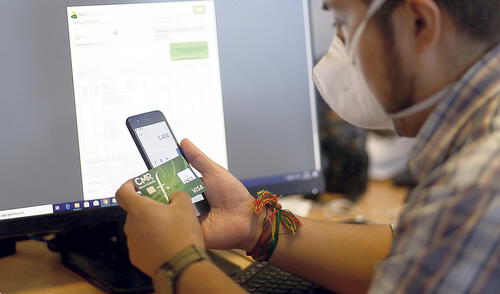 Tarjetas. El uso de las tarjetas de crédito en el sistema financiero tienen las tasas más altas. Foto: difusión Tarjetas