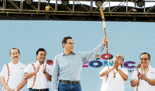 Expoamazónica. Desde Iquitos, el presidente Vizcarra volvió a criticar al Congreso por dilatar el debate de la reforma.