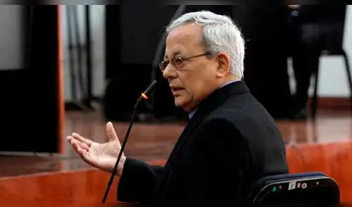 César Hildebrandt a PPK: “La gente quiere que dejes de ser manoseado por Keiko”