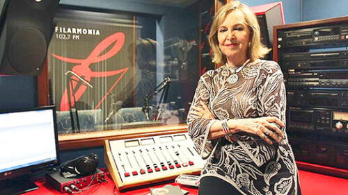 Radio Filarmonía. La directora Martha Mifflin.