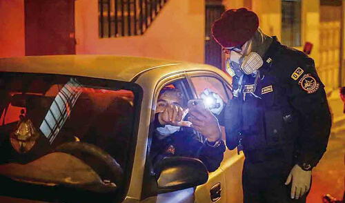 control. Policía pedirá pase a trabajadores esenciales.