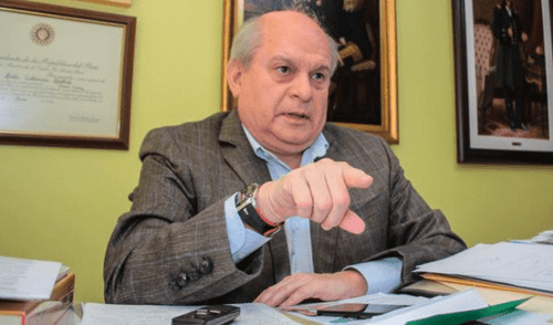 Pedro Cateriano: “Lo que ha sucedido con Yesenia Ponce es un escándalo” Pedro Cateriano: “Lo que ha sucedido con Yesenia Ponce es un escándalo”