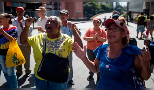 Adultos mayores en Venezuela protestaron para exigir el pago de su pensión [FOTOS] 