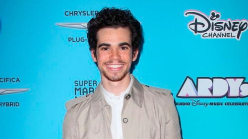 Cameron Boyce debutó en la película de horror "Mirrors" con solo 9 años