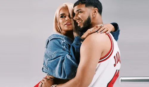 Karol G deja en el pasado controversial video con Anuel AA y remece Carnaval de Sao Paulo