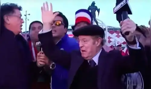 En YouTube, controversia por periodista que agrede a niño con síndrome de Down en vivo En YouTube, controversia por periodista que agrede a niño con síndrome de Down en vivo