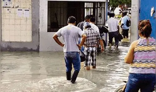 Inicio de clases en Piura podrían suspenderse Inicio de clases en Piura podrían suspenderse