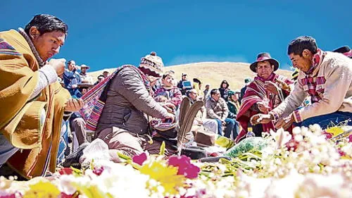 Pago a la tierra. Ritual se realizó en distrito de San Jerónimo de Andahuaylas con presencia de gobernador regional.