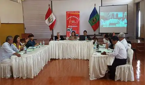 Ratifican sueldo de gobernador y dieta de consejeros