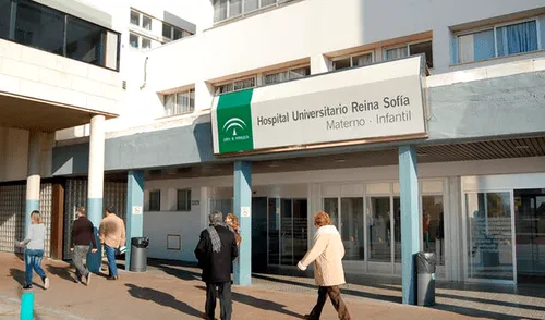 Niño se accidenta tratando de ingresar a piscina de pelotas y pierde conocimiento