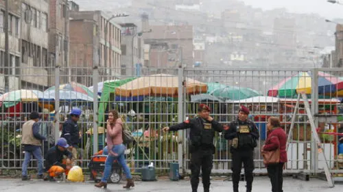 Comerciantes desalojados de avenida Aviación podrán trabajar formalmente en mercados de Cercado de Lima. Comerciantes desalojados de avenida Aviación podrán trabajar formalmente en mercados de Cercado de Lima.