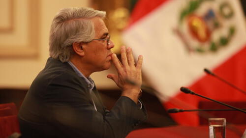 Gino Costa oficializó su renuncia a bancada de Kuczynski [VIDEO]