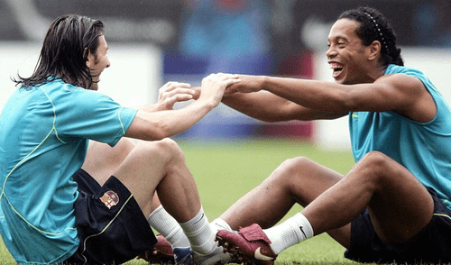 Facebook: Messi y su conmovedor mensaje a Ronaldinho tras su retiro