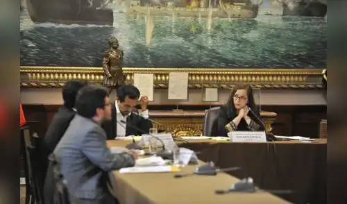 Pleno concede dos meses más para que Comisión Lava Jato presente informe