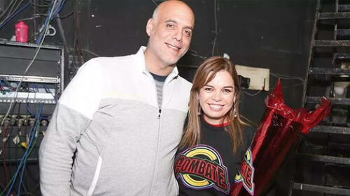 Milagros Leiva interrumpe noticiero en vivo para besar a su esposo [VIDEO]