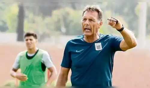 Alianza Lima: Russo sigue esperando Alianza Lima: Russo sigue esperando