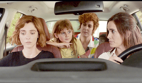 Protagonistas. Letica Dolera, Aixa Villagrán y Cecilia Freijeiro narran la serie.