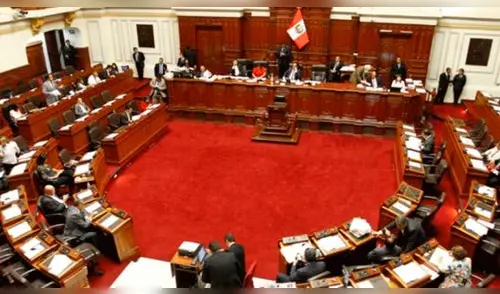 Congresistas y parlamentarios andinos se llevan más de S/ 2 millones por Navidad Congresistas y parlamentarios andinos se llevan más de S/ 2 millones por Navidad