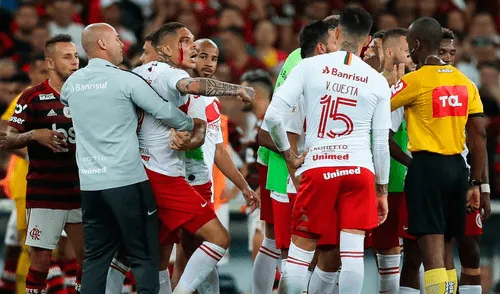 Paolo Guerrero podría sufrir una dura sanción por parte de la Corte Superior de Deporte Brasileño por su mal accionar en el choque contra Flamengo por el Brasileirao. Paolo Guerrero: suspensión