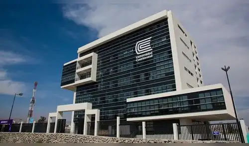 Universidad Continental logra licenciamiento institucional Universidad Continental logra licenciamiento institucional