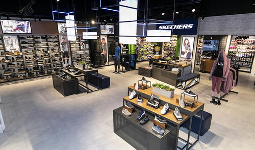 Skechers invirtió 300 mil dólares en nueva tienda en Jockey Plaza Skechers invirtió 300 mil dólares en nueva tienda en Jockey Plaza