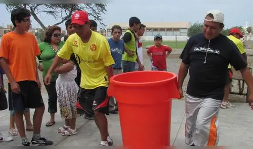Más de 2 mil familias de Chiclayo-Pomalca contarán con agua potable y desagüe en sus casas Más de 2 mil familias de Chiclayo-Pomalca contarán con agua potable y desagüe en sus casas