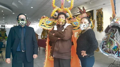 iniciativa.  Talleres se turnarán cada viernes para exponer al público sus mejores trabajos.