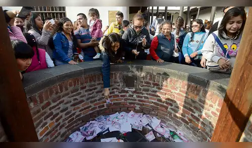 Miles de fieles renuevan su fe y amor a Santa Rosa de Lima en su día Miles de fieles renuevan su fe y amor a Santa Rosa de Lima en su día