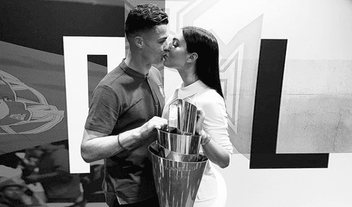 Novia de CR7 roba miradas con sensual atuendo tras triunfo de Portugal Novia de CR7 roba miradas con sensual atuendo tras triunfo de Portugal