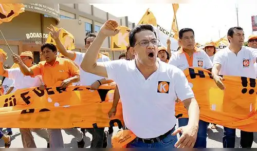 Fiscal cita a congresistas en caso de corrupción en el norte Fiscal cita a congresistas en caso de corrupción en el norte